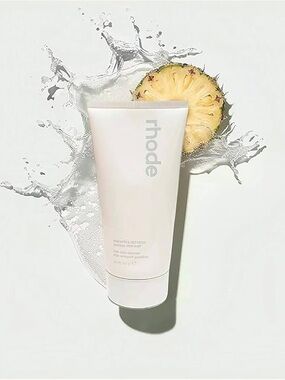 Rhode Pineapple Face Wash Mini